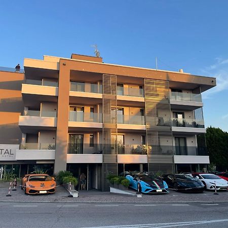 Hotel Cristal 시르미오네 외부 사진